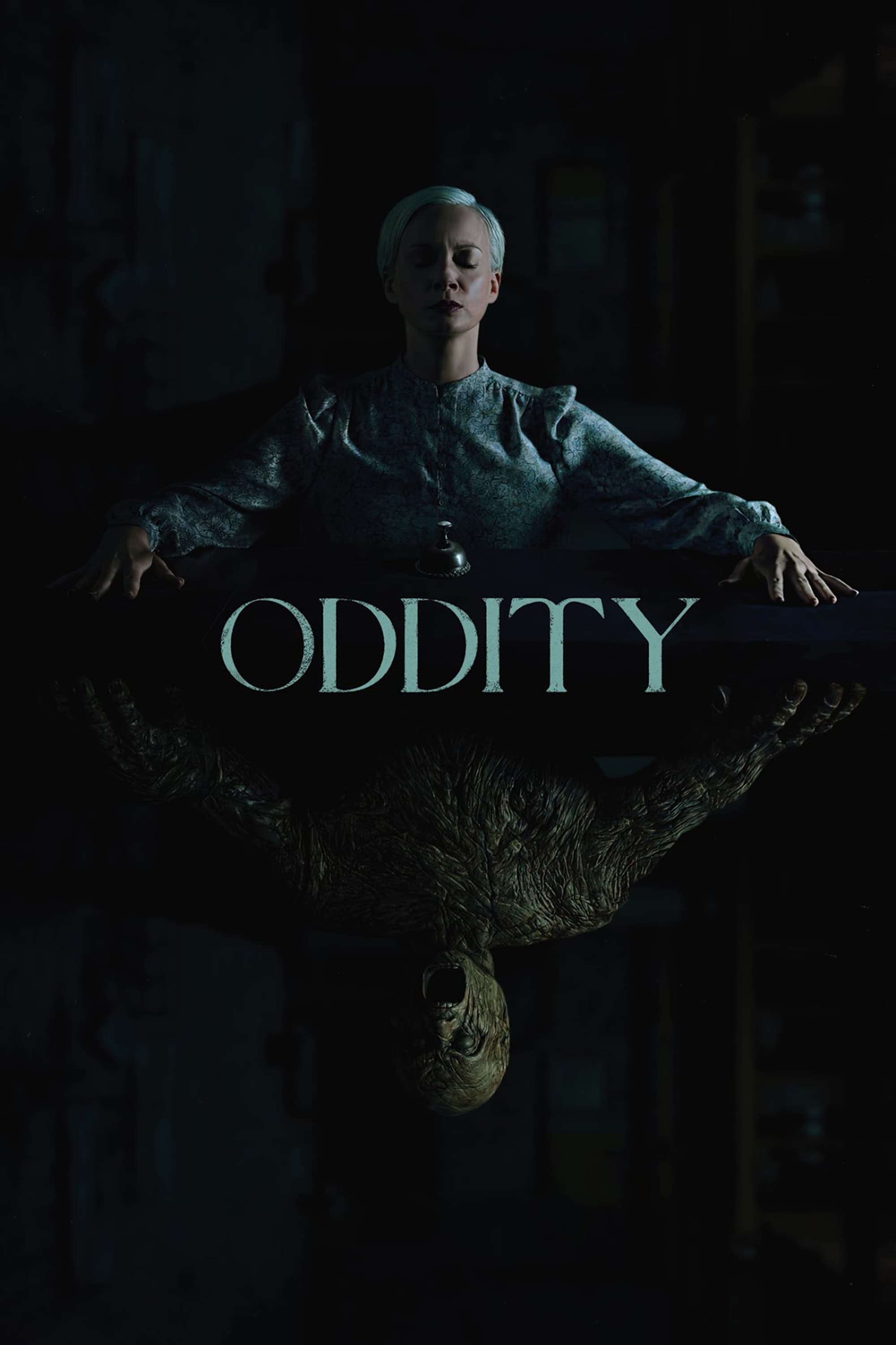 Cartelera oficial de Oddity: La maldita muñeca que no asusta a nadie (pero casi)