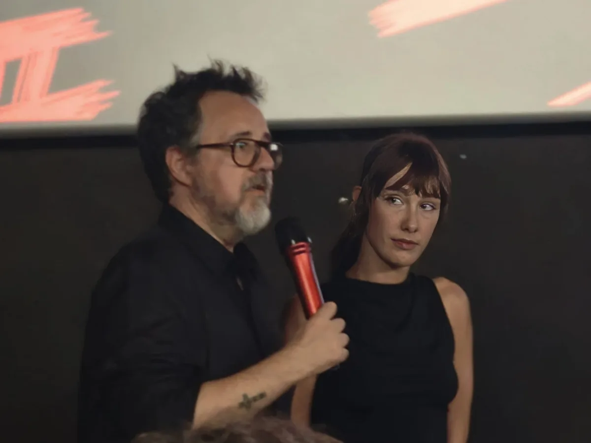Paco Plaza y Almudena Amor compartiendo confidencias en el posterior coloquio con el público