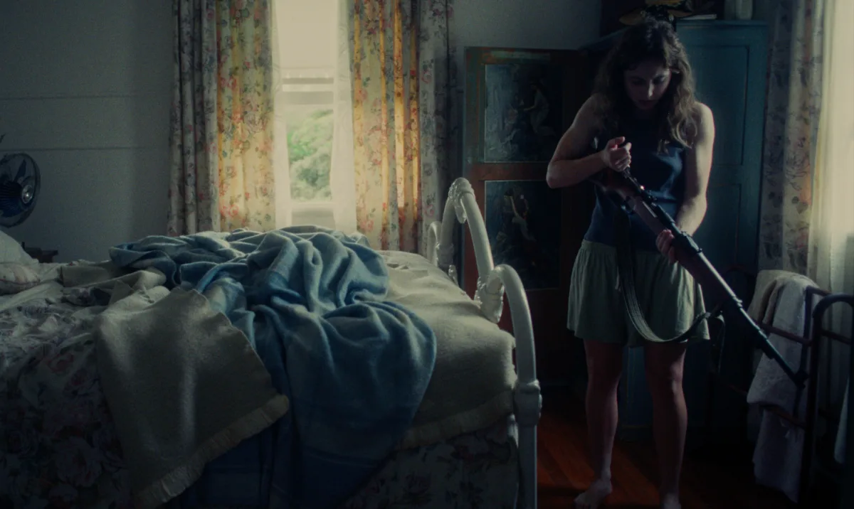 Clip de Cruel Hands